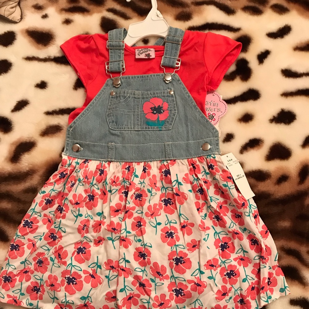 🌼🌼🌼NWT SATIN FLOWERS Girl’s  2 Pieces Set, size 4